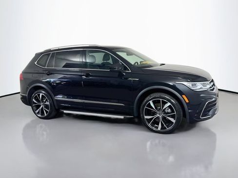 Used 2024 Volkswagen Tiguan SEL R-Line AWD/4WD image 26