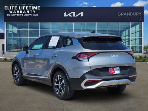 Certified 2024 Kia Sportage EX FWD image 4