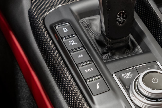 Used 2022 Maserati Levante Modena AWD/4WD image 22