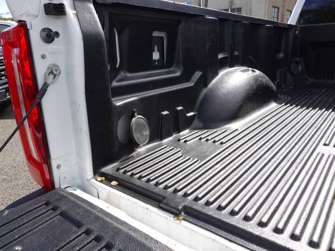 Used 2023 Ford F250 XLT AWD/4WD image 27
