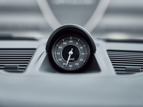 Used 2021 Porsche 911 Turbo S image 63