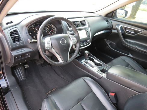 Used 2016 Nissan Altima 3.5 SL image 29