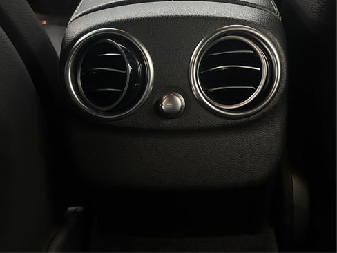 Used 2017 Mercedes-Benz C 300 4MATIC Sedan image 29