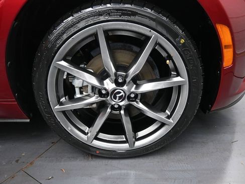 Used 2021 MAZDA MX-5 Miata Grand Touring RWD image 27