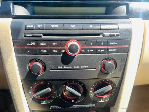 Used 2006 MAZDA MAZDA3 I FWD image 14