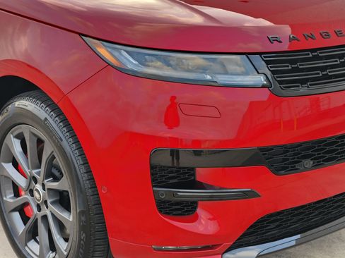 New 2025 Land Rover Range Rover Sport Dynamic SE image 8