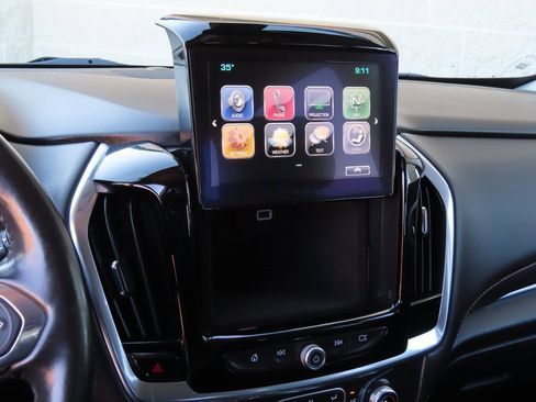 Certified 2019 Chevrolet Traverse LT w/ LT Premium Package image 12