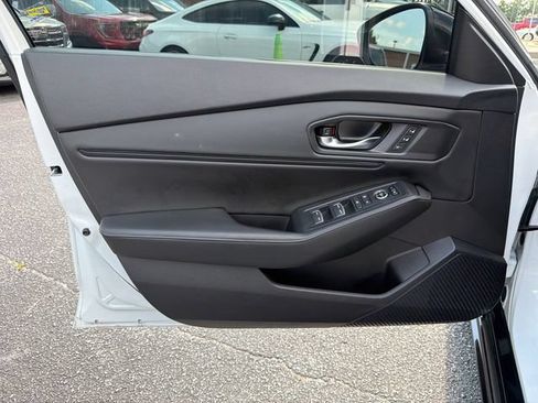 Used 2023 Honda Accord Sport image 10
