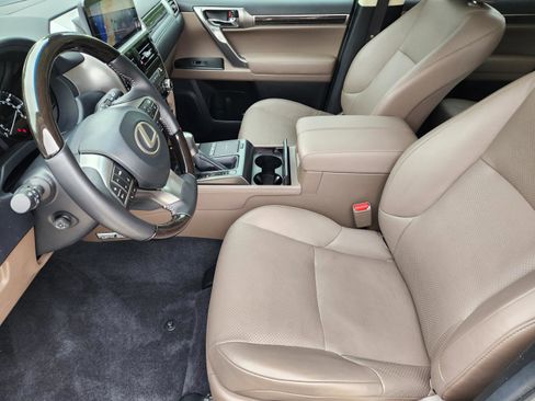 Certified 2023 Lexus GX 460 Luxury w/ Accessory Package AWD/4WD image 5