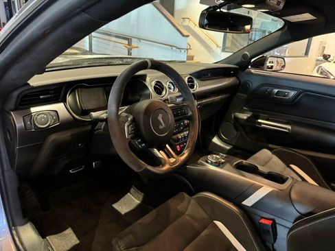Used 2020 Ford Mustang Shelby GT500 w/ Technology Package image 9