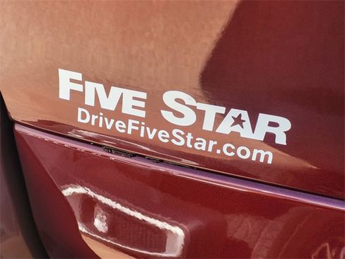 New 2024 Jeep Grand Cherokee L Altitude image 11