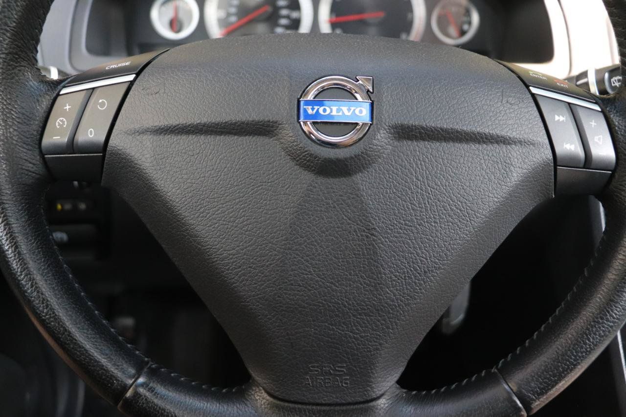 Used 2014 Volvo XC90 3.2 FWD image 11
