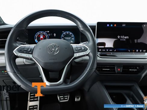 Used 2025 Volkswagen Tiguan SE R-Line AWD/4WD image 59
