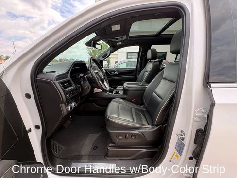 Used 2022 GMC Yukon SLT w/ SLT Premium Package AWD/4WD image 12