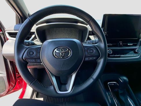 Used 2025 Toyota Corolla XSE FWD image 11