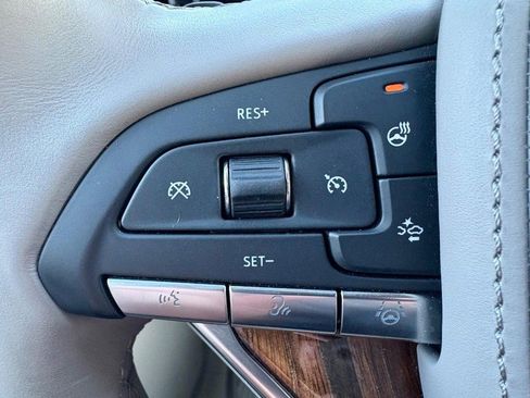 Used 2023 Cadillac Escalade Sport Platinum image 30