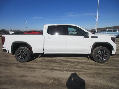 New 2026 GMC Sierra 1500 AT4 w/ AT4 Premium Package image 3