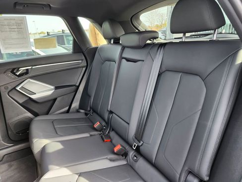 Certified 2025 Audi Q3 2.0T Premium Plus image 14