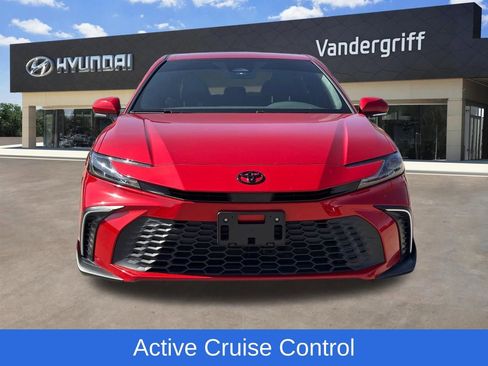 Used 2025 Toyota Camry SE w/ Convenience Package image 7