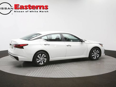 Used 2024 Nissan Altima 2.5 S FWD image 41