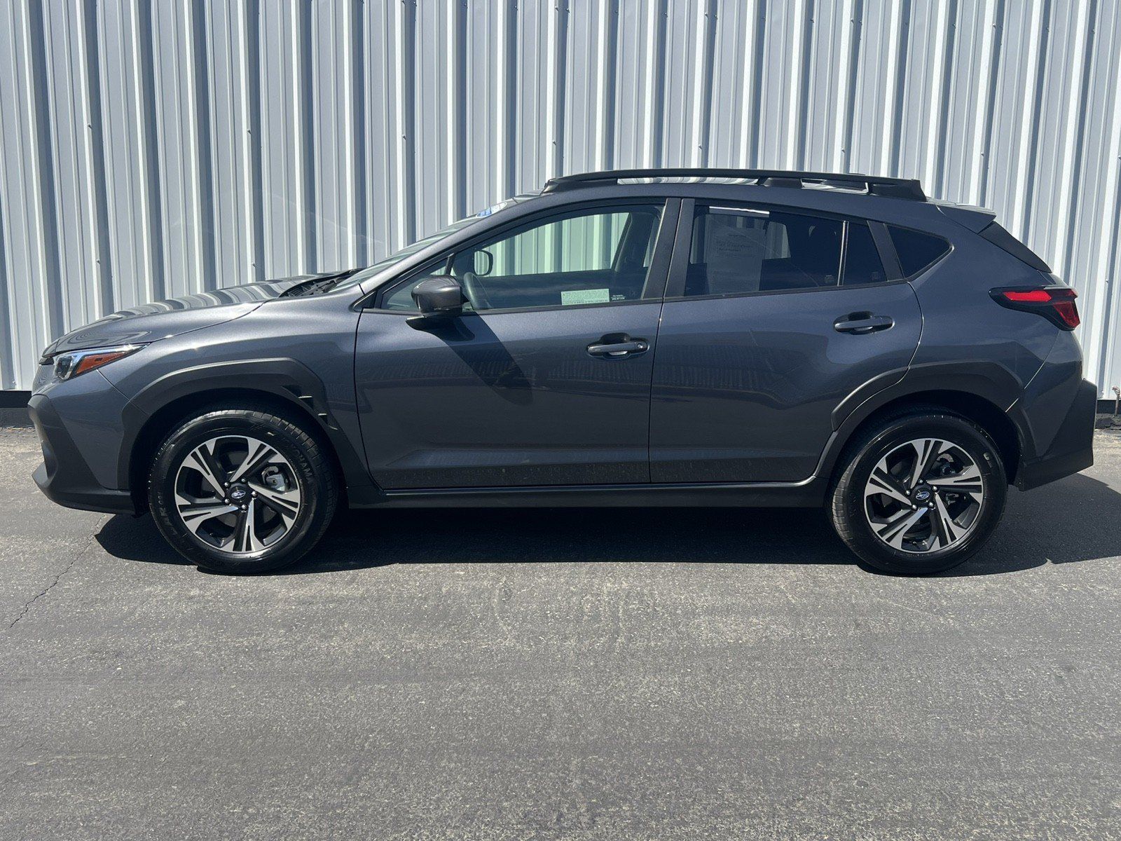 Certified 2025 Subaru Crosstrek 2.5i Premium AWD/4WD image 3