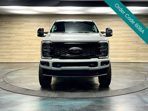 Used 2025 Ford F250 Lariat w/ Lariat Ultimate Package AWD/4WD image 4