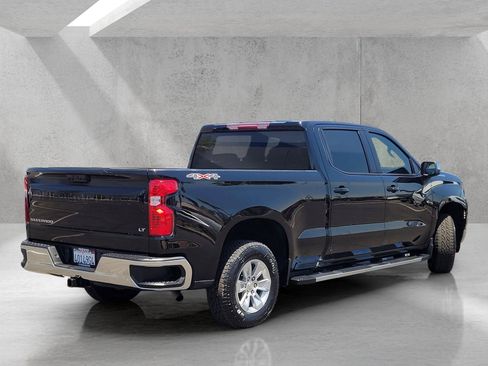 Used 2024 Chevrolet Silverado 1500 LT w/ Protection Package AWD/4WD image 4