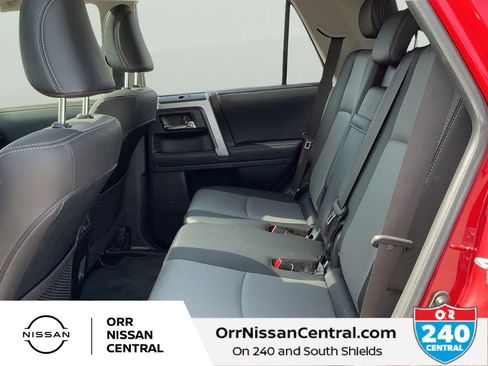 Used 2022 Toyota 4Runner SR5 Premium w/ Moonroof Package RWD image 13
