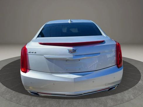 Used 2017 Cadillac XTS Luxury FWD image 6