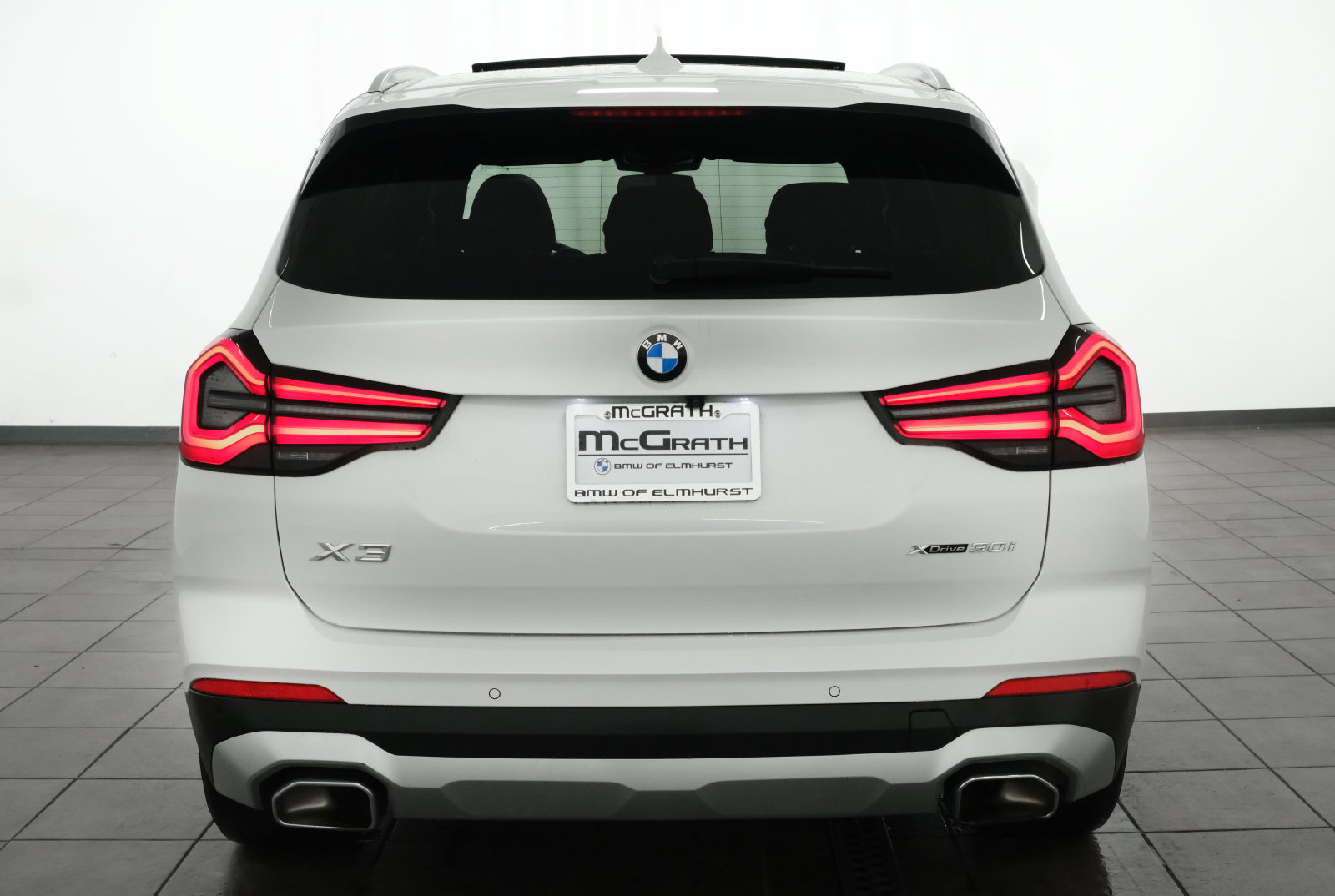 Used 2024 BMW X3 xDrive30i w/ Convenience Package AWD/4WD image 5