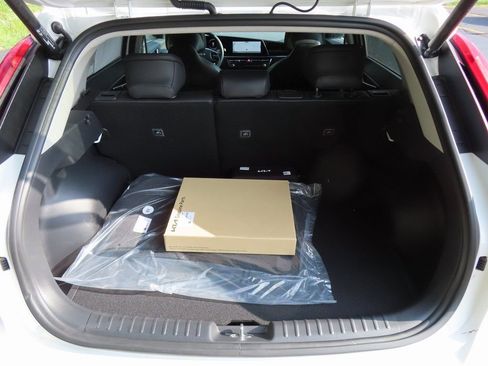 New 2024 Kia Niro Wave image 20