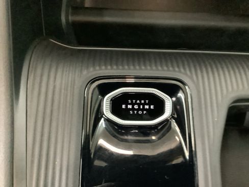 New 2026 Jeep Cherokee Limited AWD/4WD image 16