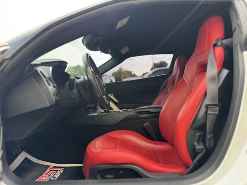 Used 2014 Chevrolet Corvette Stingray Coupe RWD image 17