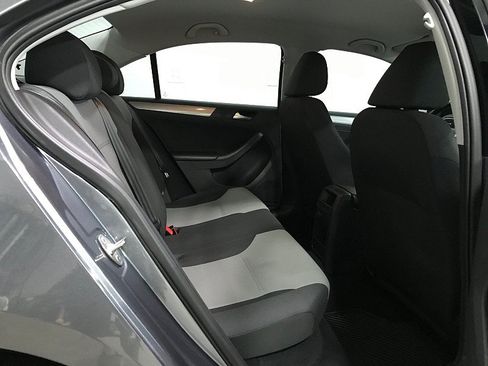 Used 2017 Volkswagen Jetta S FWD image 16