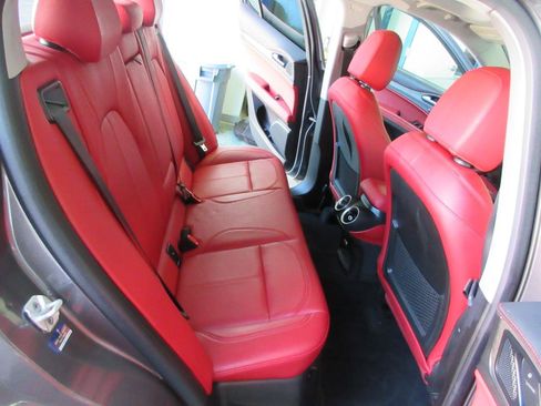 Used 2019 Alfa Romeo Stelvio Ti AWD/4WD image 35