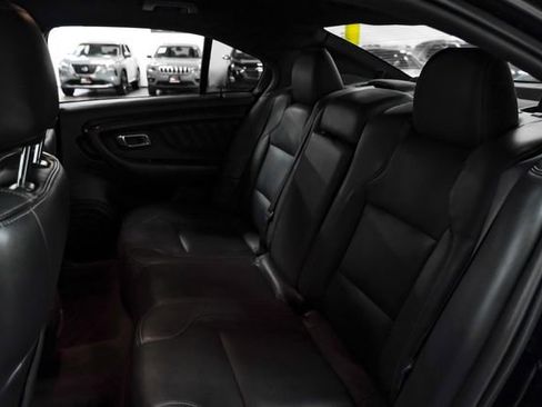 Used 2015 Ford Taurus Limited FWD image 33