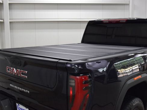 Used 2024 GMC Sierra 2500 AT4 w/ AT4 Premium Plus Package AWD/4WD image 30