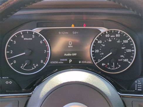 Used 2021 Nissan Rogue SV w/ Premium Package image 15