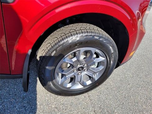 New 2025 Ford Maverick XLT w/ XLT Luxury Package image 14