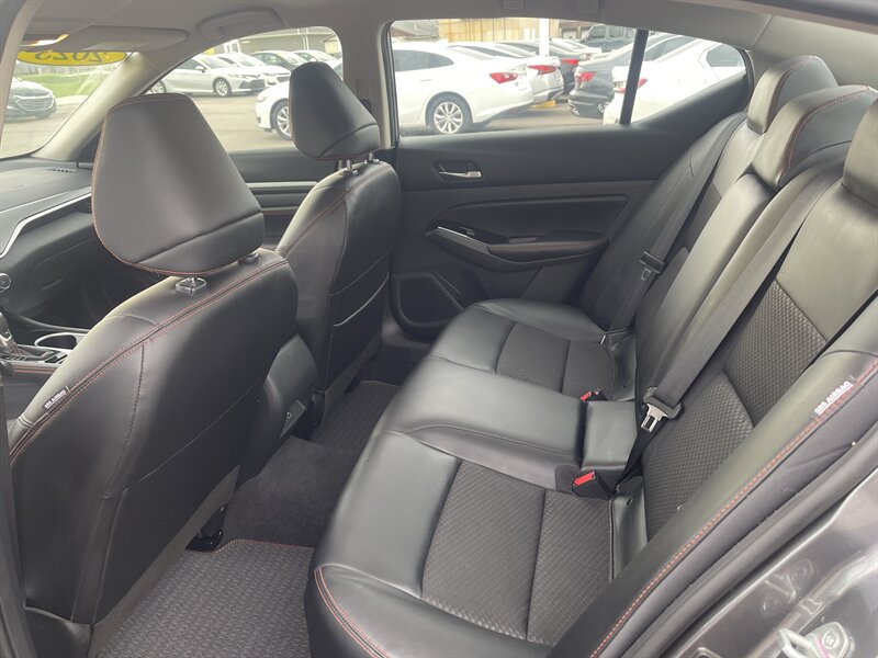 Used 2023 Nissan Altima 2.5 SR AWD/4WD image 10