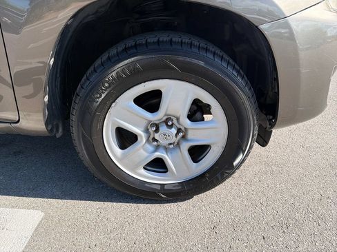 Used 2010 Toyota RAV4 2WD w/ Base L4 Extra Value Pkg image 14
