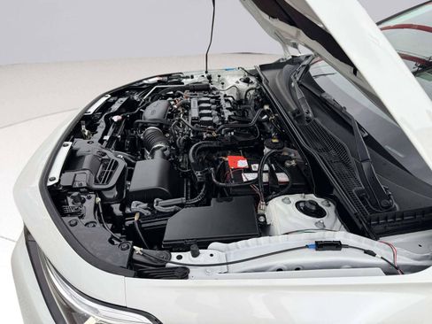 Used 2024 Honda Civic Touring image 57
