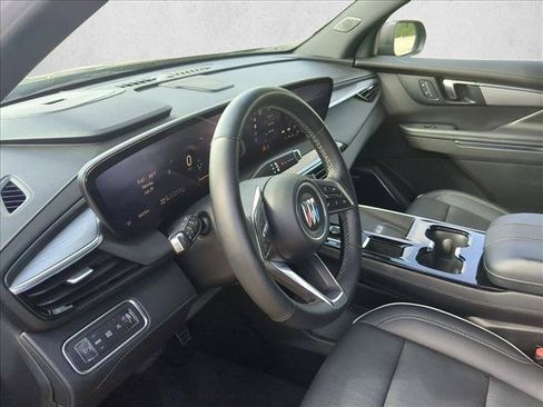 Used 2025 Buick Enclave Preferred FWD image 10