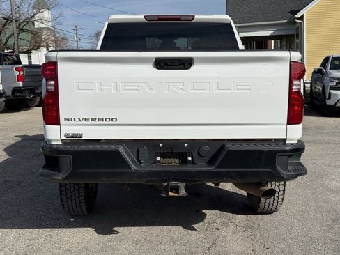 Used 2024 Chevrolet Silverado 2500 W/T image 16