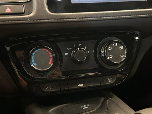 Used 2020 Honda HR-V Sport image 15