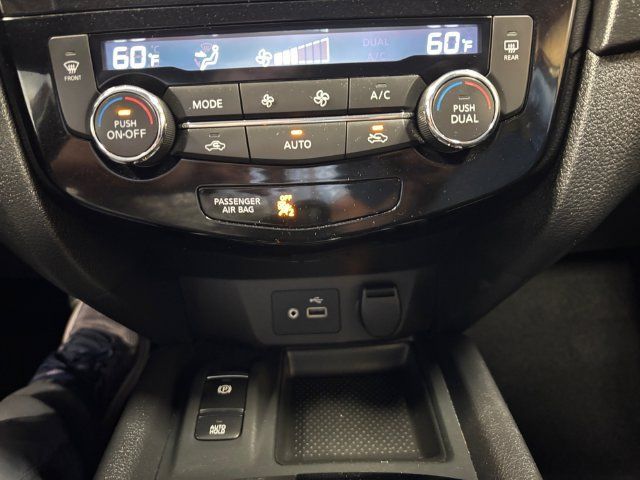 Used 2020 Nissan Rogue SV w/ Premium Package AWD/4WD image 22