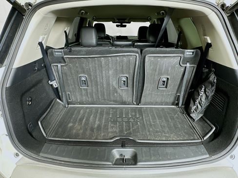 Used 2023 Nissan Pathfinder SL w/ Cargo Package FWD image 30