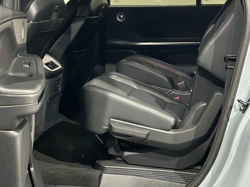 New 2026 Lincoln Navigator L Reserve AWD/4WD image 50
