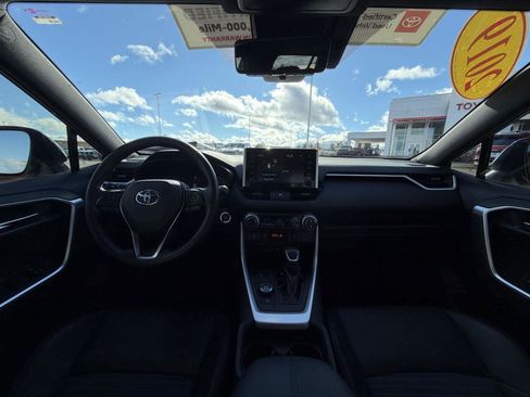 Used 2019 Toyota RAV4 XSE image 25
