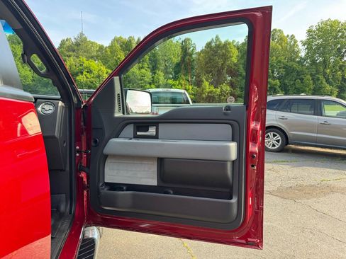 Used 2014 Ford F150 XLT w/ Equipment Group 302A Luxury AWD/4WD image 13